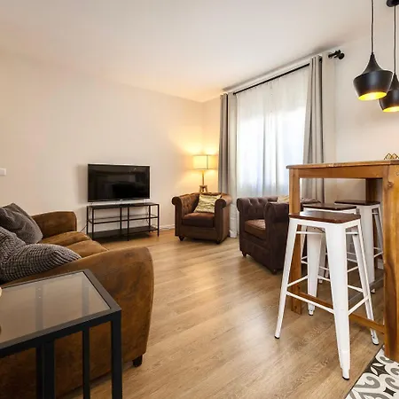 Madremia Barcelona Apartment