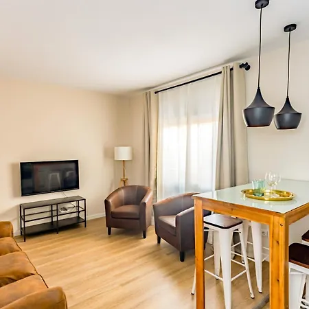 Madremia - Wow Hub Barcelona ロスピタレート・デ・リョブレガート